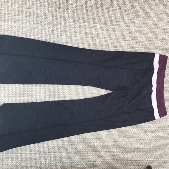 Lululemon pants, never worn!! Size 10