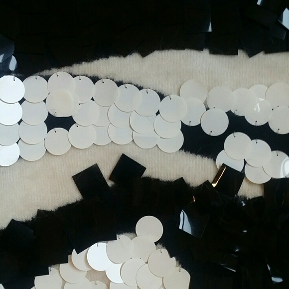 **SOLD** BEBE Black and White Striped Halter NWOT - Picture 2 of 2