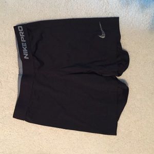 Black Nike Pros