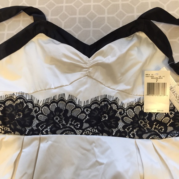 Guess Dress - A-Line fit - New!