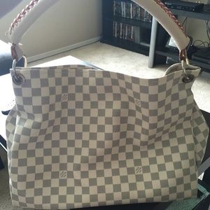 Large white checkered purse, Artsy shape
