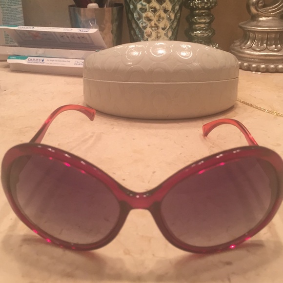 Cutie Coach Sunglasses