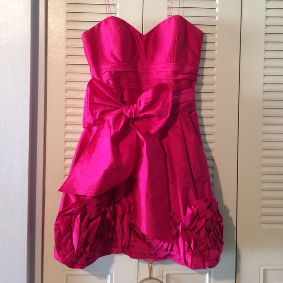 Pink strapless formal dress