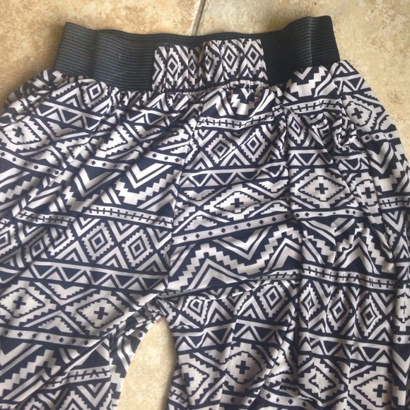 silky comfy cute pants. PERFECT CONDITION
