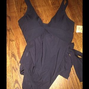 LANDS' END size 18 Slender Swim Suit Swimdress