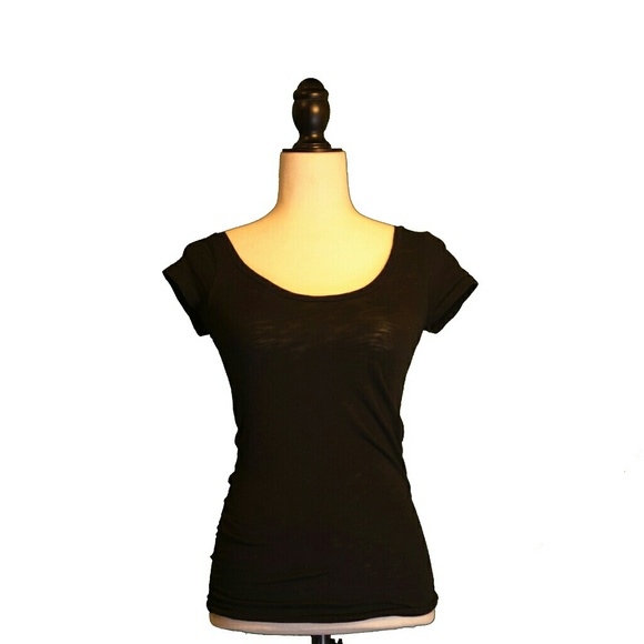 Black Scoopneck T shirt