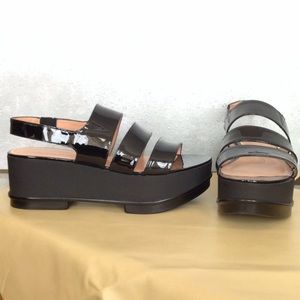 SOLD!!Robert Clergerie Fifre black flatform sandal