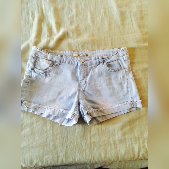 ‼️SOLD ON MERCARI‼️ - Picture 2 of 2