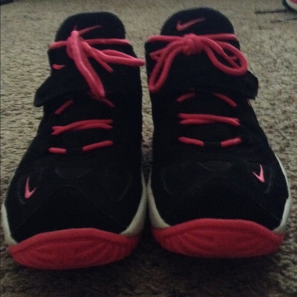 Nike Air Speed Turfs