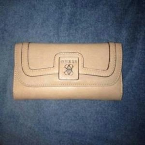 Guess clutch wallet