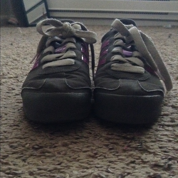 Adidas Samoas