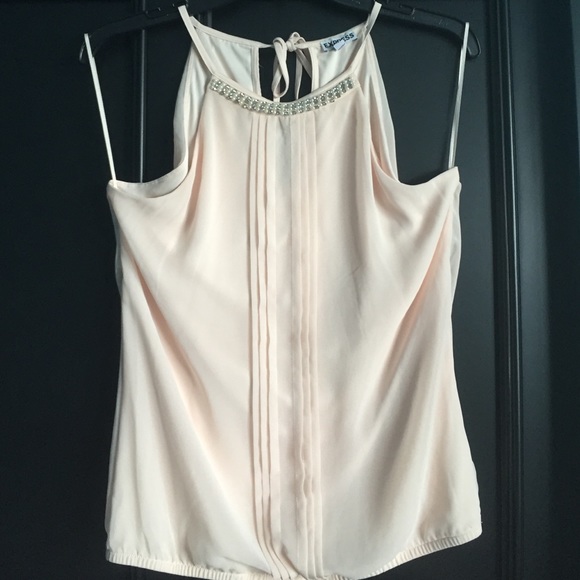 Super cute top!