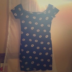 Forever 21 daisy dress