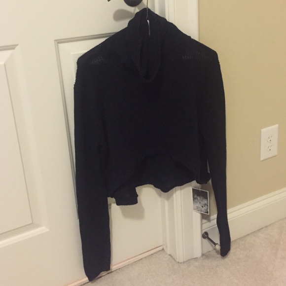 Black Turtleneck Cropped Sweater