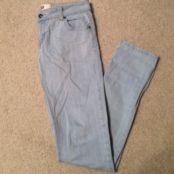 SO Light Wash Skinny Jeans