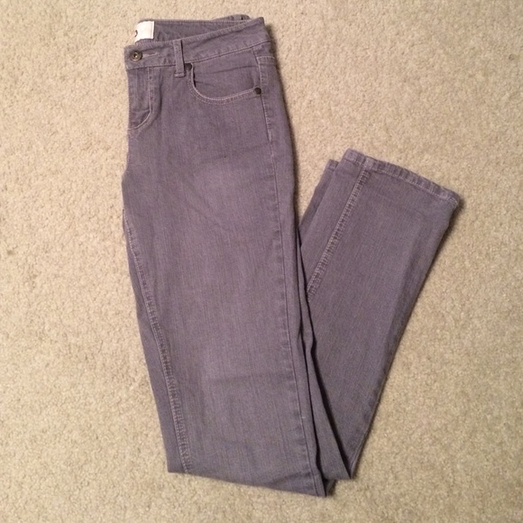NEW Gray Skinny Jeans