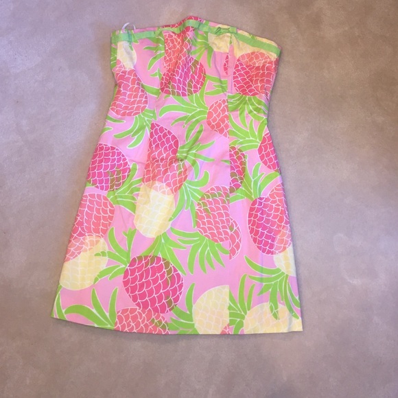 Lilly Pulitzer Dresses & Skirts - Lilly Pulitzer Strapless Pink Pineapple dress