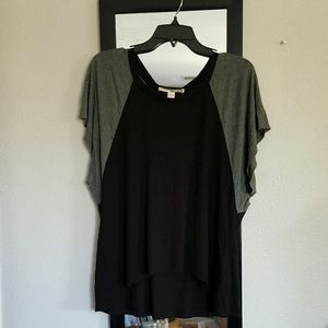 NWOT flowy black and grey forever 21 top