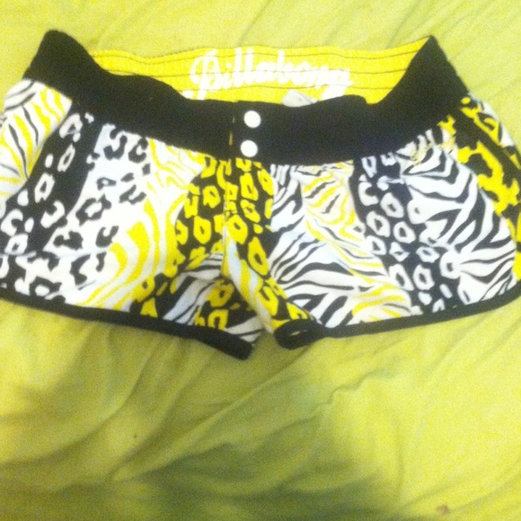 Billabong shorts