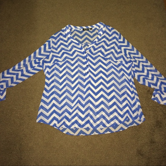 Chevron Top - Picture 3 of 3