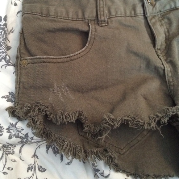Billabong shorts - Picture 3 of 4