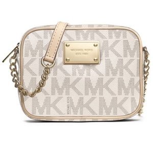 Cross body MK (authentic) price cut down❗️