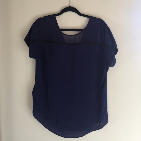 BCBGENERATION Chiffon Appliqué tee
