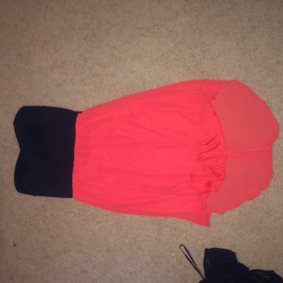 Strapless dress