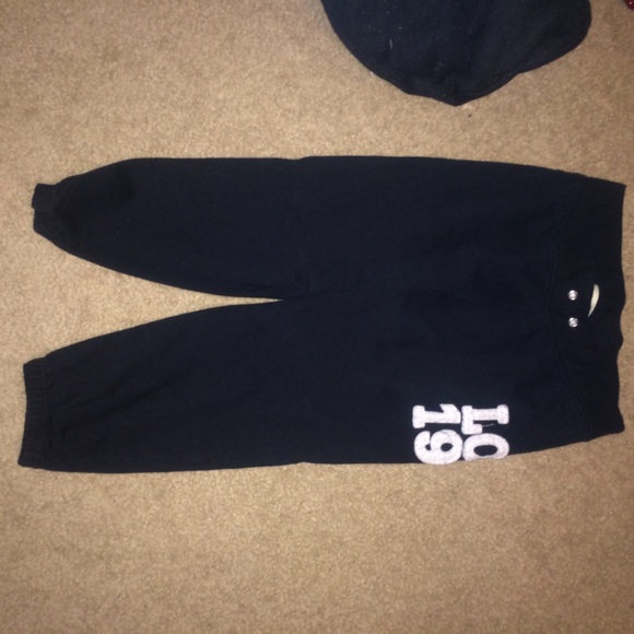 Capri sweat pants