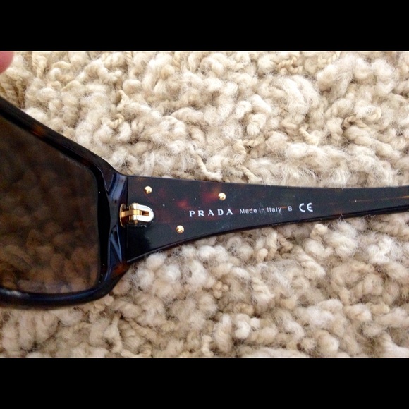 Prada sunglasses main image 4