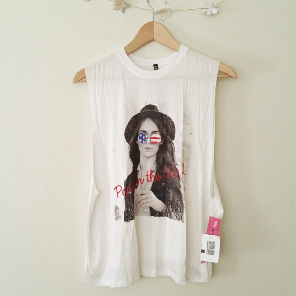 FINAL SALE! NWT "Party in the USA" Muscle Tank Top - Picture 4 of 4