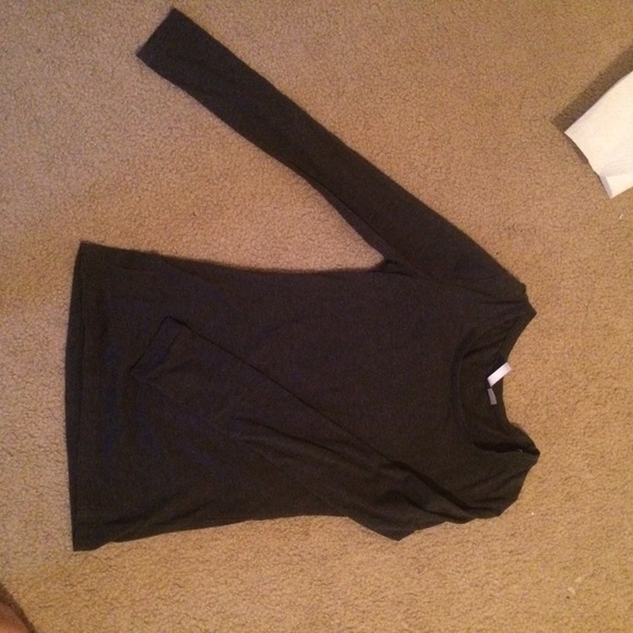 Grey long sleeve