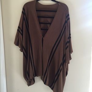 KNIT PONCHO