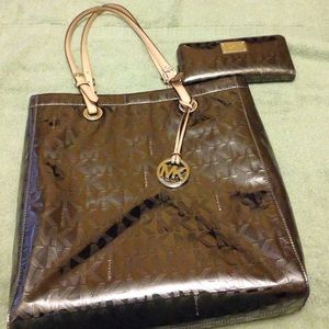 Michael Kors handbag & wallet