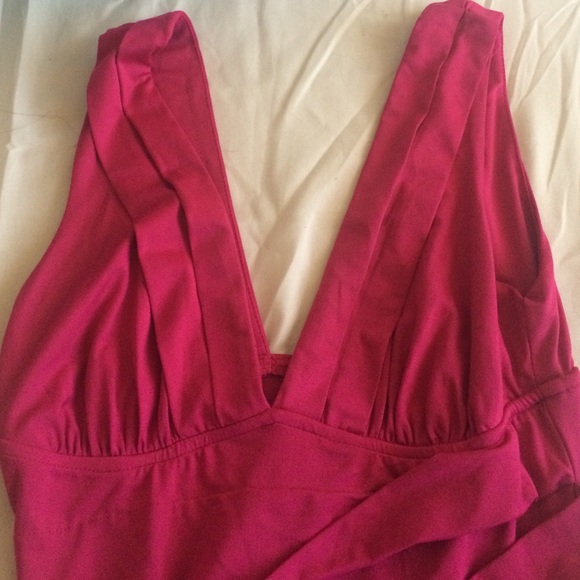 Ruffle bodycon dress - Picture 2 of 2