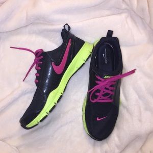 NIKE ✔sneakers ️training size:9,5