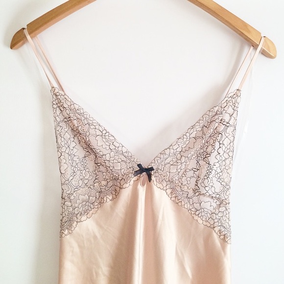 NEW VS Nighty