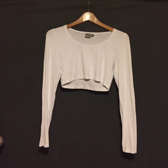 Long sleeve crop top