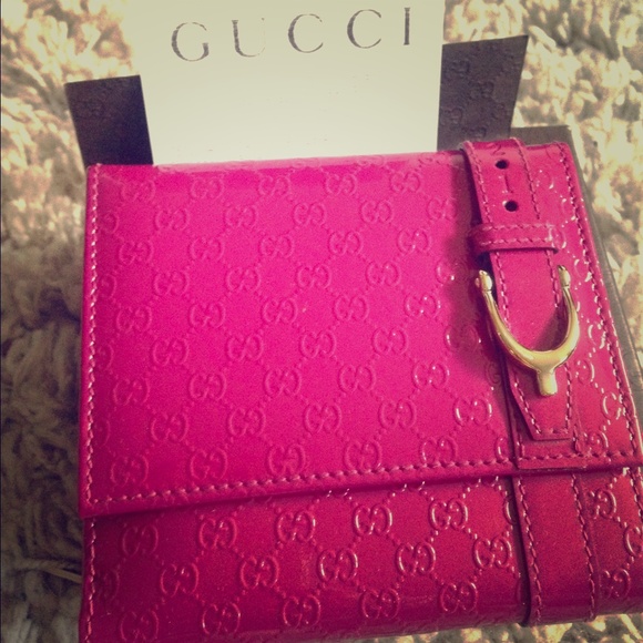 Gucci wallet