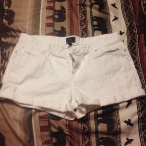 Gap White Denim Shorts
