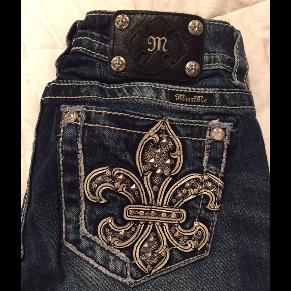 Miss me boot cut jeans size 26