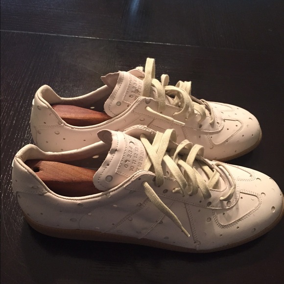 Maison Martin Margiela Off Whites