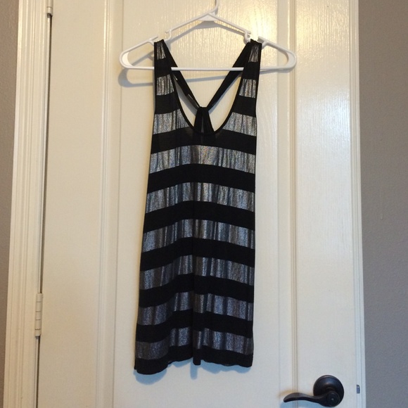 Black and silver long tank