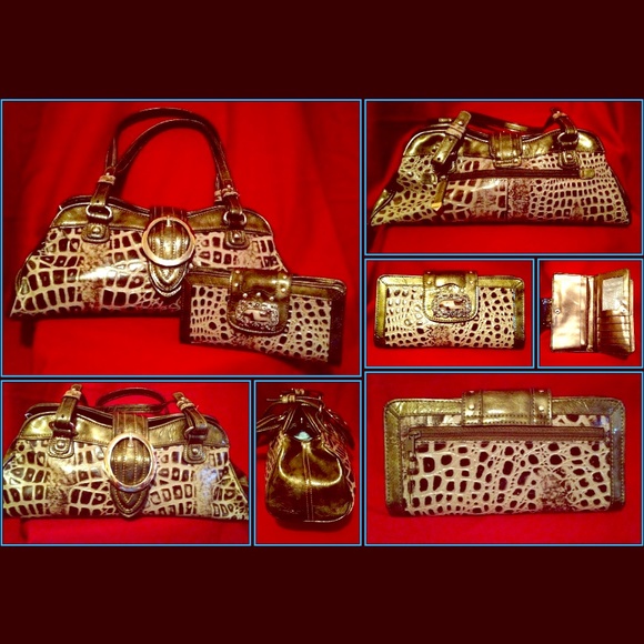 Marc Chantel Lizard print purse/matching Wallet.