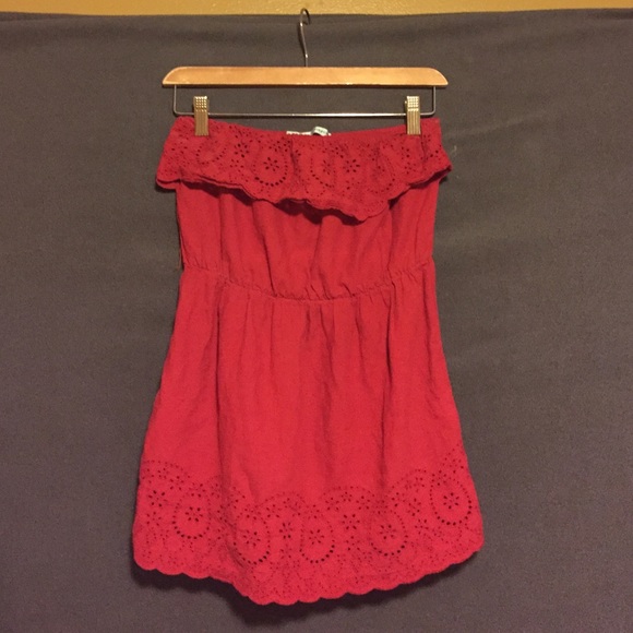 Tube top / sleeveless shirt