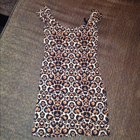 Cheetah dress from H&M. Size 4! Or size SMALL.