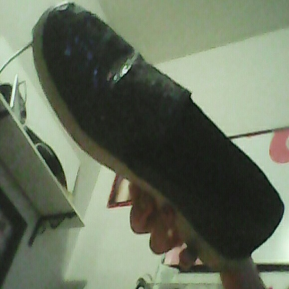 Shoe