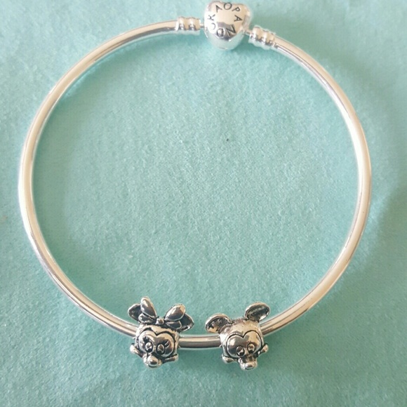 Pandora Jewelry - Bracelet bangle with charms