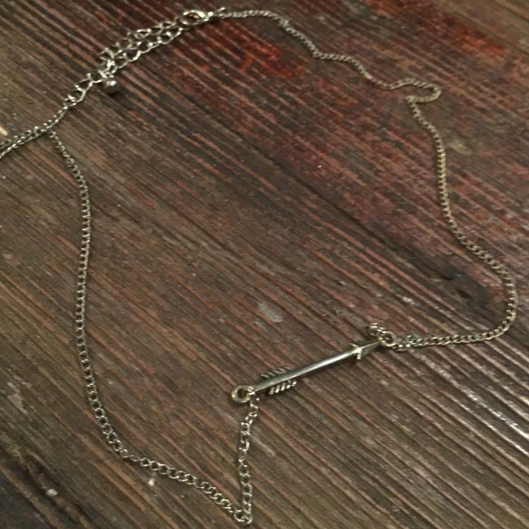 Arrow necklace