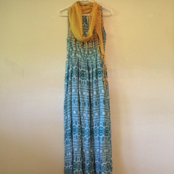 ❌SOLD SOLD ❌NWOT Maxi dress